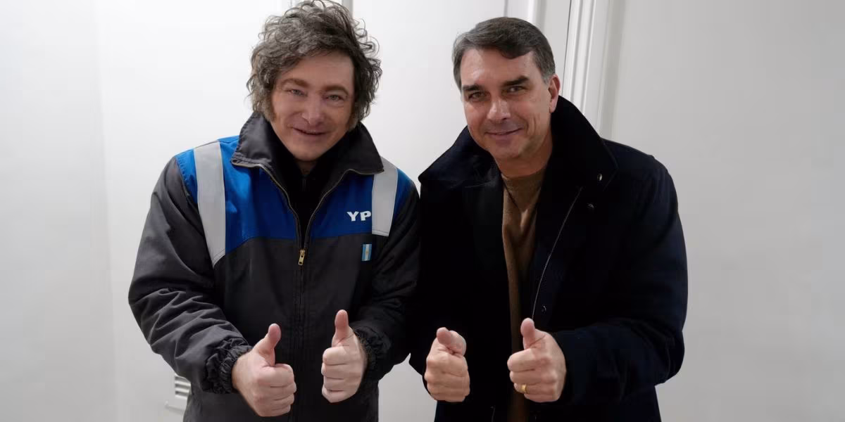 El mandatario argentino busca proyectar hacia Brasil la alianza regional de fuerzas de derecha que denomina la “ola azul”.